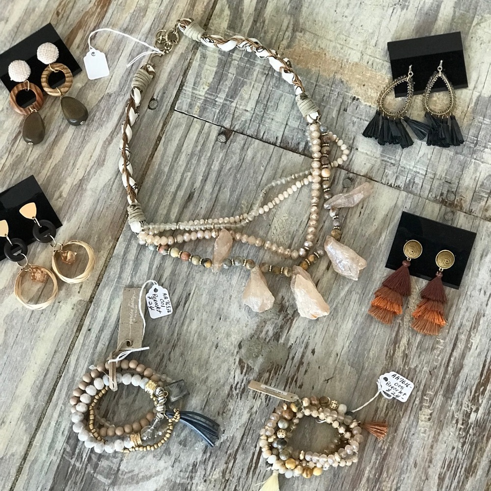New Jewerly just arrived in my store!